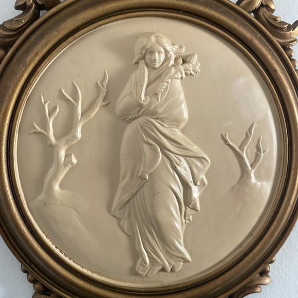 Pair Vintage Cameo Wall Plaques Baroque Female/Goddess Images USA - Picture 5 of 10